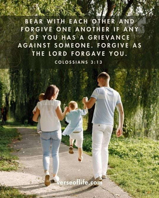 Colossians 3_13 Powerful Bible Verses About Family